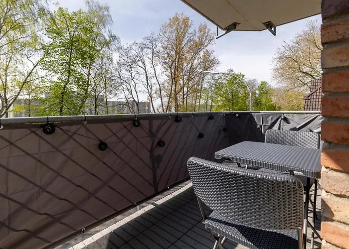 Arena In Der Naehe - Tiefgarage - Balkon - Kueche - Smart Tv