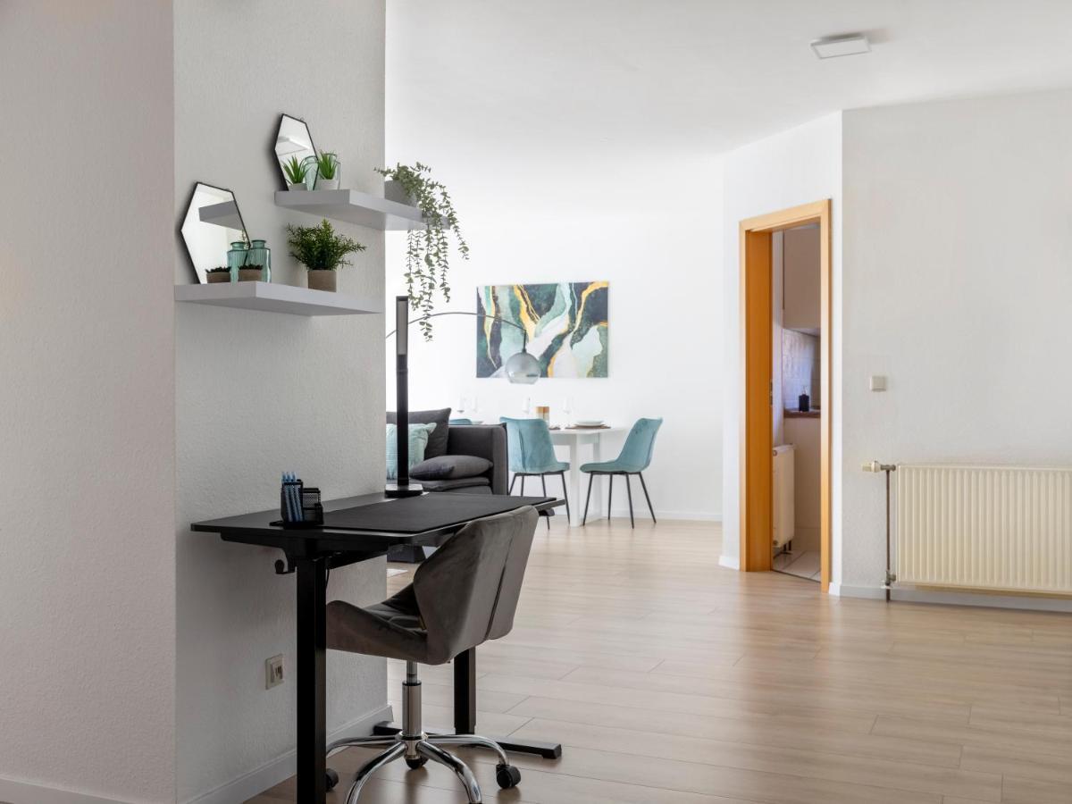 Arena In Der Naehe - Tiefgarage - Balkon - Kueche - Smart Tv Apartment *