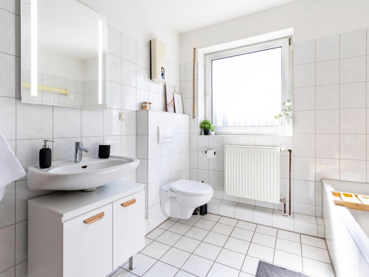 Arena In Der Naehe - Tiefgarage - Balkon - Kueche - Smart Tv Apartment *