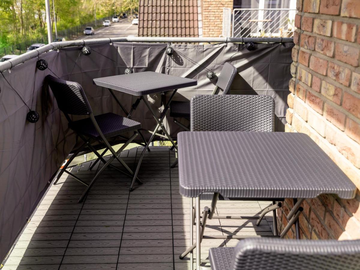 Arena In Der Naehe - Tiefgarage - Balkon - Kueche - Smart Tv *