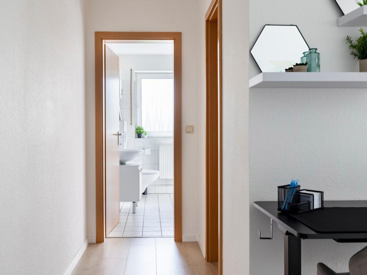 Apartment Arena In Der Naehe - Tiefgarage - Balkon - Kueche - Smart Tv *